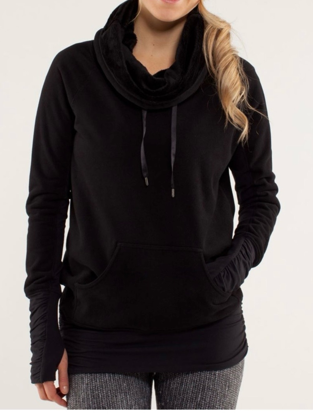 Lululemon Don't Hurry Be Happy Pullover Black Size 4